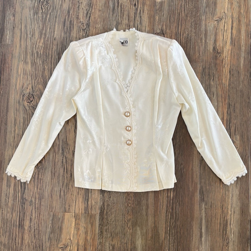 Vtg REO Originals Victorian Blouse Sz 8 Ivory Floral Brocade Pearl Buttons Lace